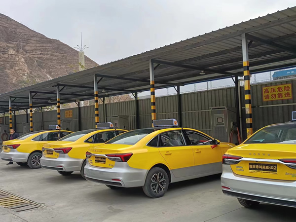 好消息！隴運集團(tuán)武都 公交公司新能源汽車充電站對外開放啦